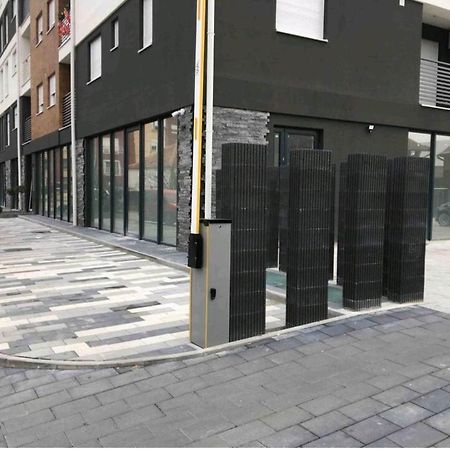 Twins Apartments Čačak Екстериор снимка