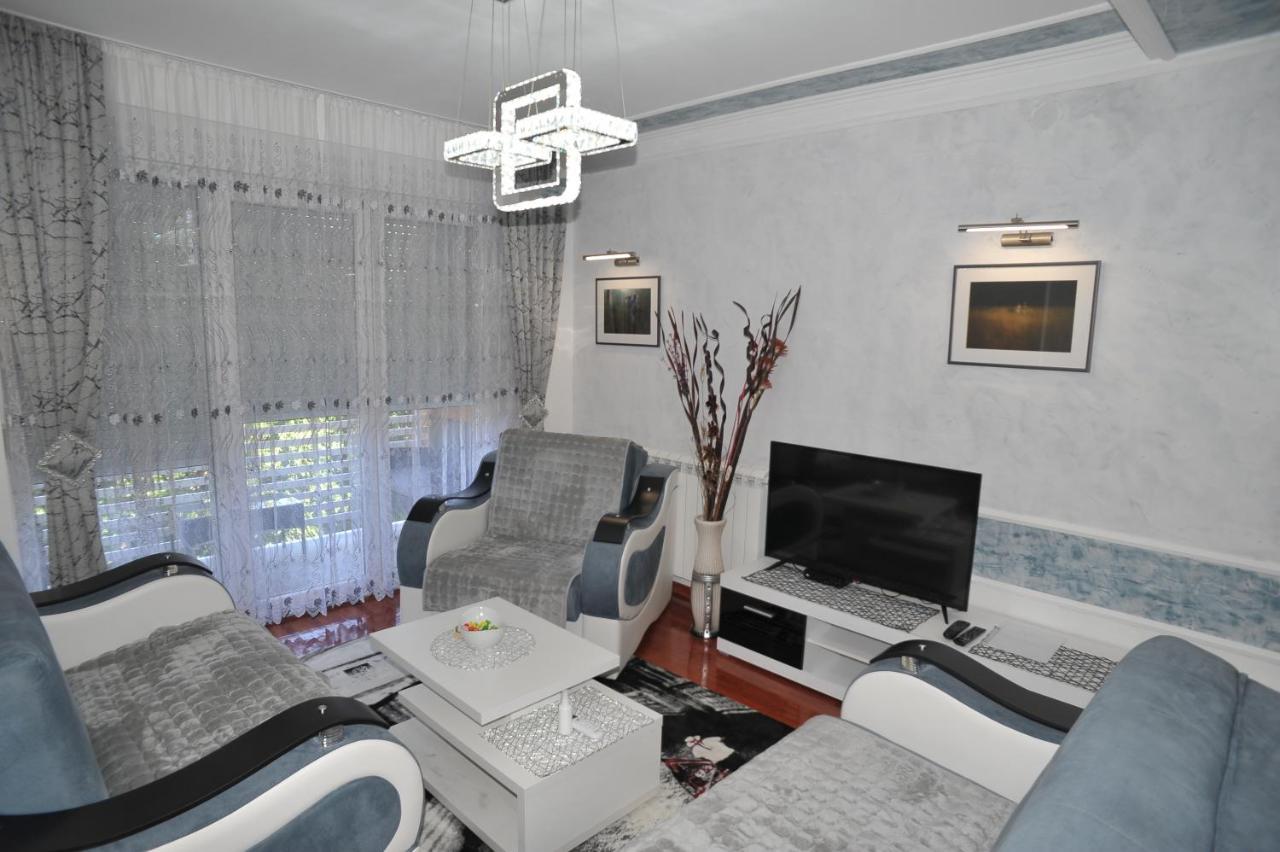 Twins Apartments Čačak Екстериор снимка