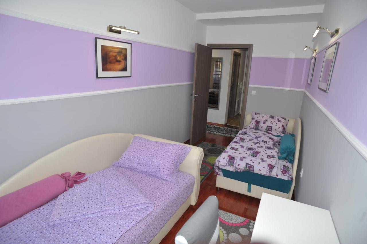 Twins Apartments Čačak Екстериор снимка