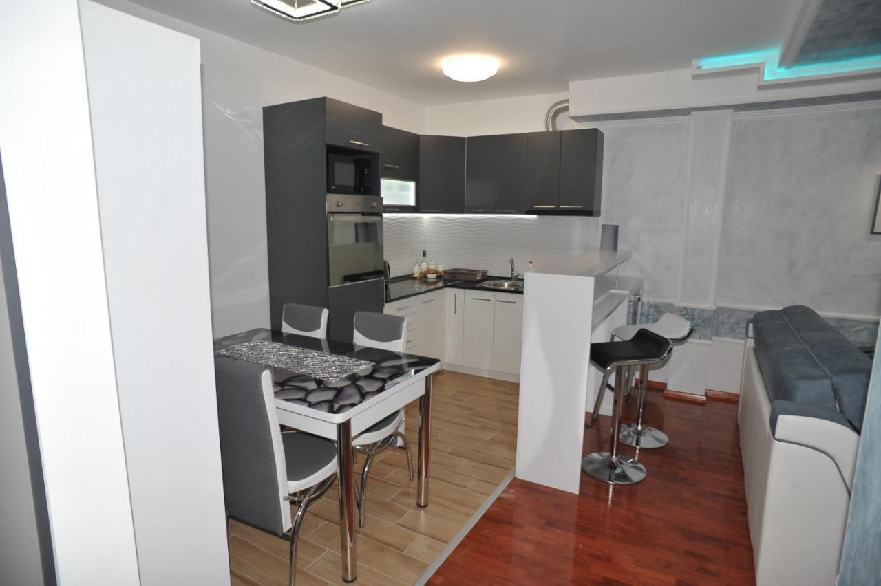 Twins Apartments Čačak Екстериор снимка